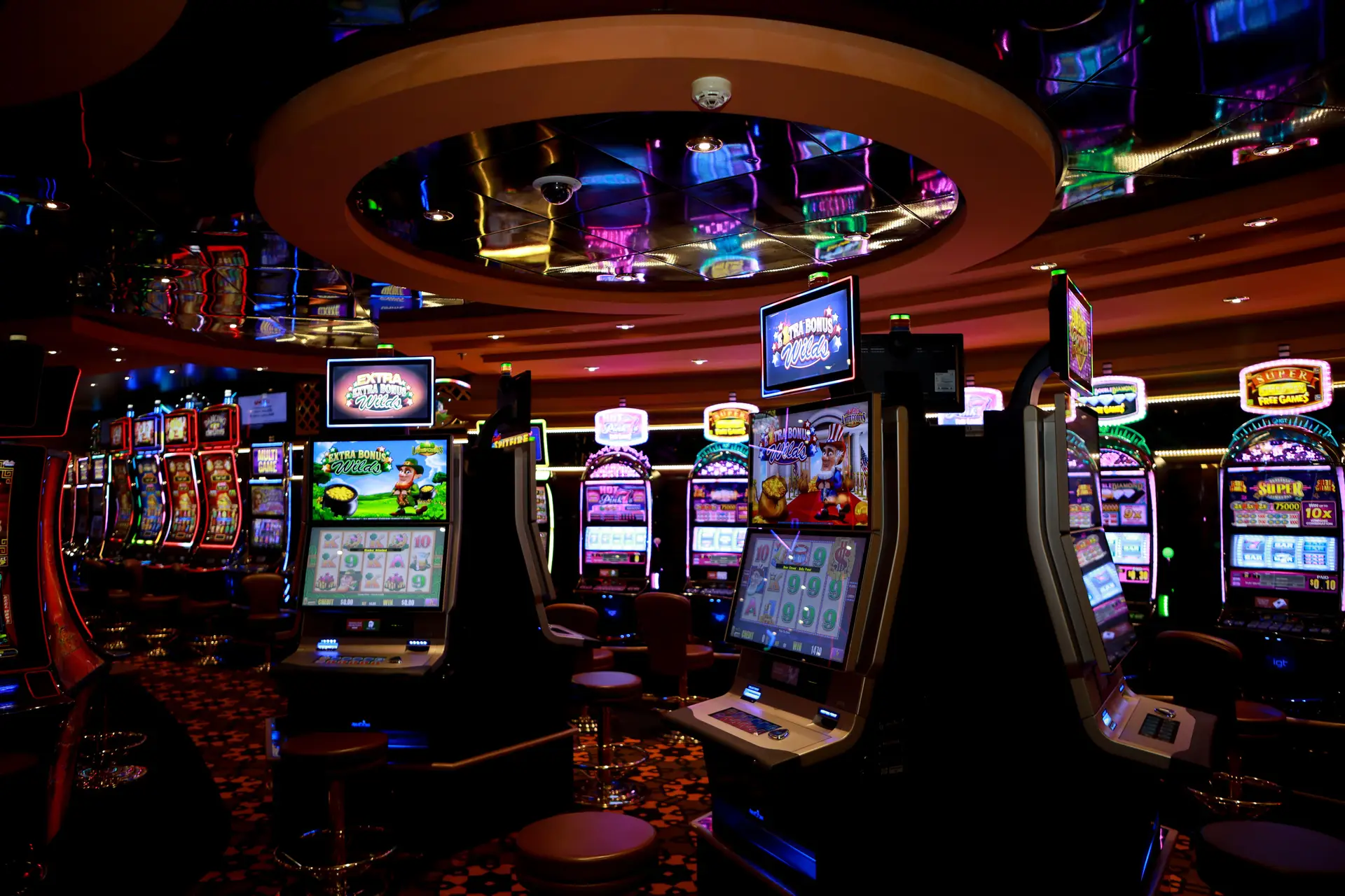 Lebhafte Casino-Etage